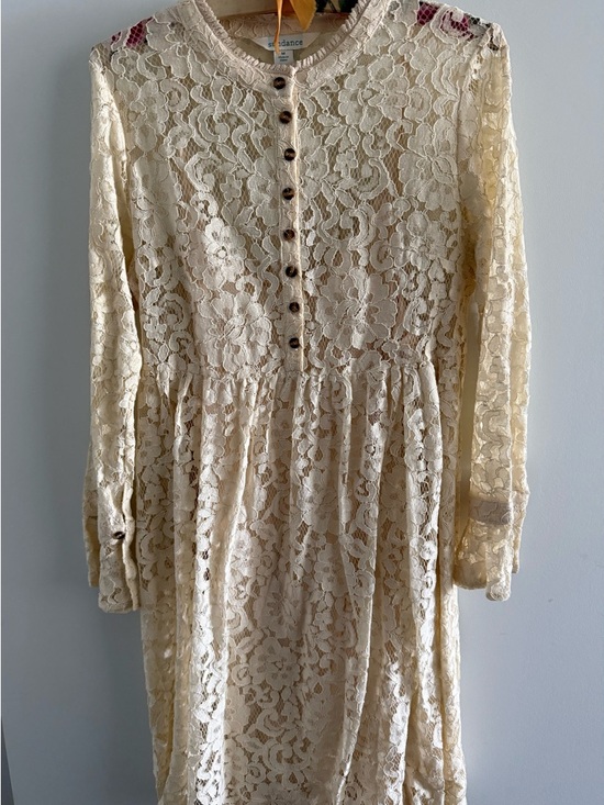 Sundance Dresses & Skirts - Sundance Cream Lace Button-Front Top